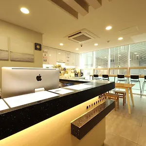  Hostal Oyo Myeongdong 1